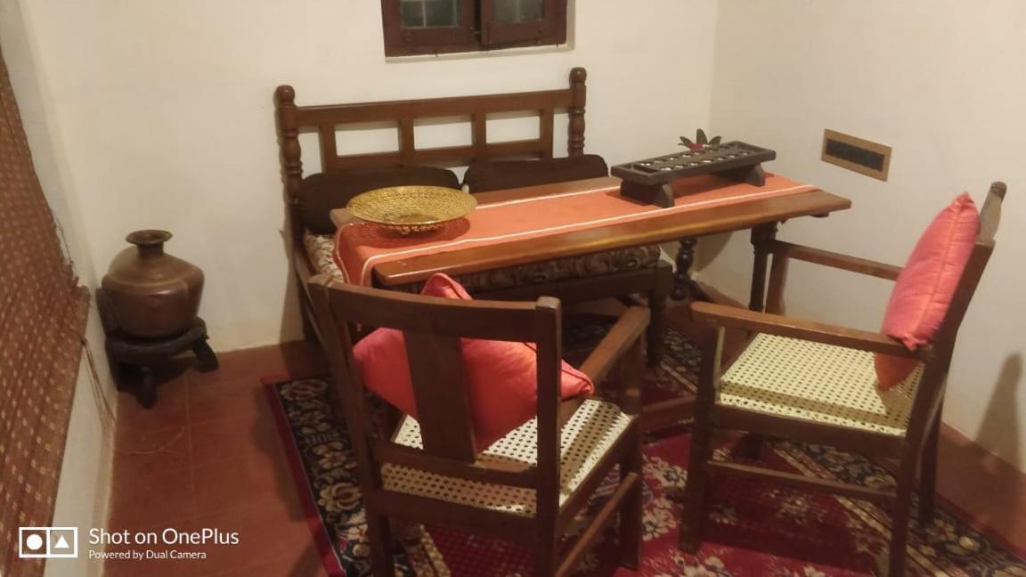 Tanjore Inn Thanjavur Bagian luar foto